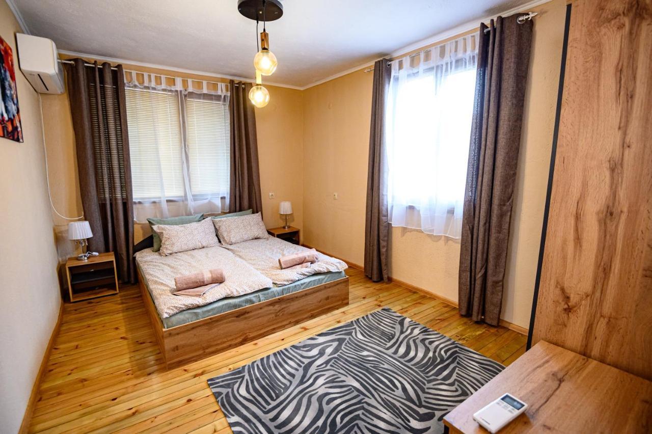 Lalev Guest House Бансько Екстер'єр фото