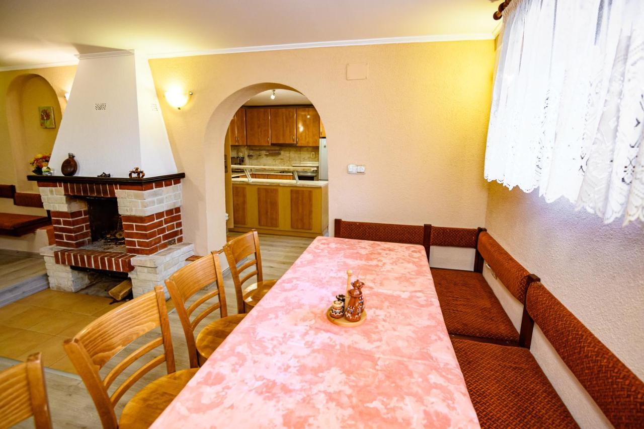 Lalev Guest House Бансько Екстер'єр фото